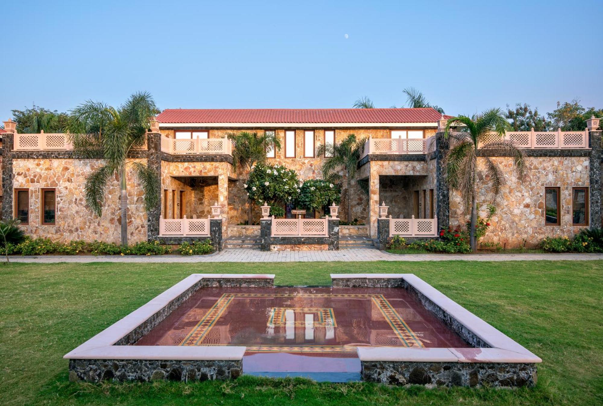 Vikrama Heritage Resort Pavagadh Hālol Exterior foto